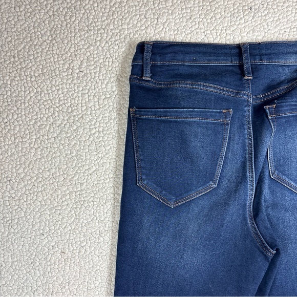 Nicole Miller NY SOHO High Rise Bootcut Women Size 8 Stretch Dark Wash Blue Jean - Picture 13 of 15